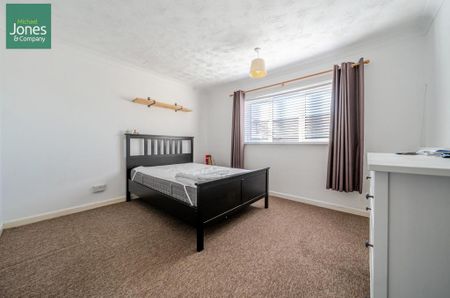 2 bedroom flat to rent - Photo 4