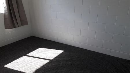 Property Management5/7 Cebalo Place, Mount Wellington - Unit for Rent - Photo 2