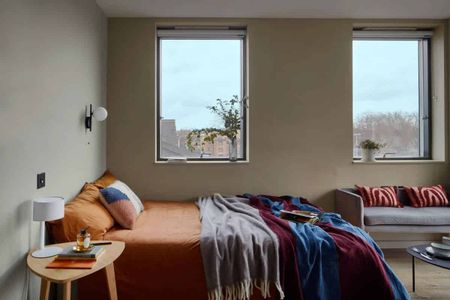 Awesome Plus - Photo 5