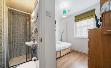 Studio to rent - Photo 2