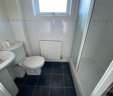 2 bedroom maisonette to rent - Photo 6