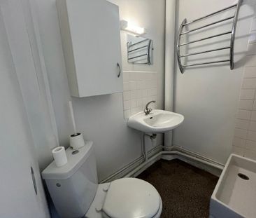 Location Appartement 2 pièces 37m² CACHAN 94230 - Photo 1