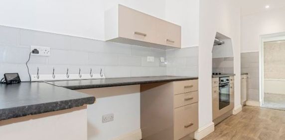 North Road West, Plymouth, PL1 - Photo 2