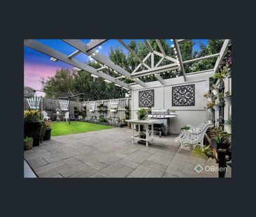 Modern & Comfortable - Photo 6