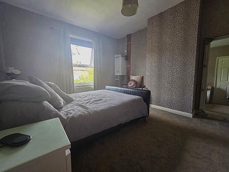 3 bedroom terraced house to rent - Photo 4