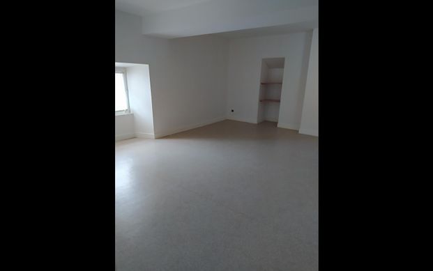 Location Appartement Studio 40 m² Rosnay - Photo 1