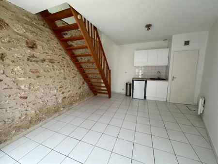 Location Appartement 1 pièce 25m² TOURS 37000 - Photo 3