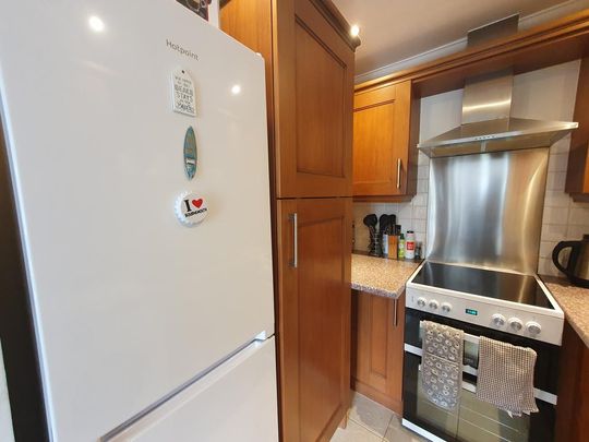 2 bedroom apartment to rent - Photo 1