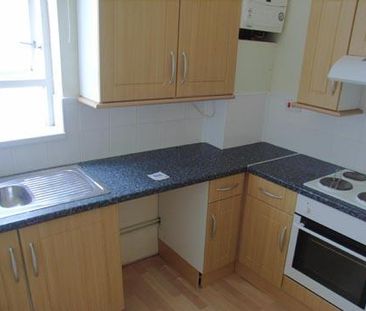 A 1 Bedroom Flat in Montpellier GL50 1UX - Photo 2