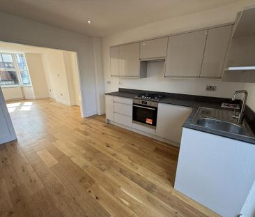 2 bedroom semi-detached house to rent - Photo 6