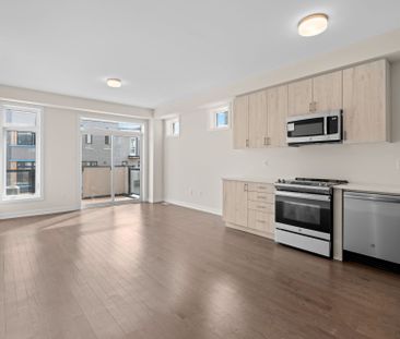 For Lease - 2600 Castlegate Crossing Unit# 84, Pickering, Ontario - Photo 2