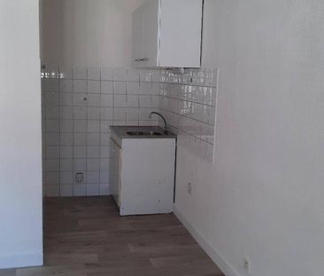 Location appartement 1 pièce 27 m² à Albertville (73200) - Photo 2