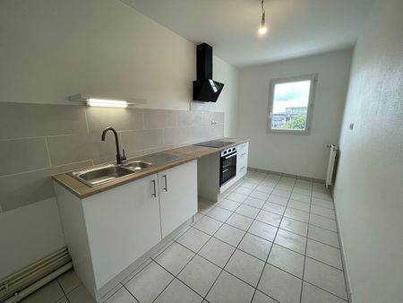 Location Appartement 3 pièces 64m² RENNES 35000 - Photo 2