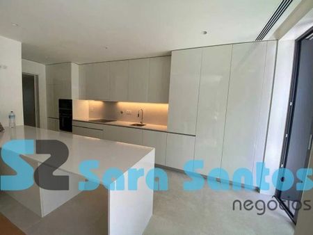 Luxury Flat for rent in Vila Nova de Gaia, Distrito do Porto - Photo 2