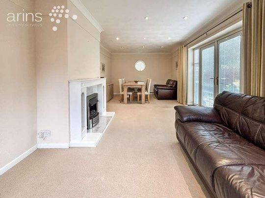 Colemans Moor Road, Woodley, Reading, RG5 - Photo 1