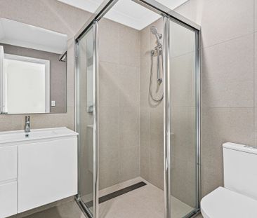 Contemporary Urban Living - Photo 4