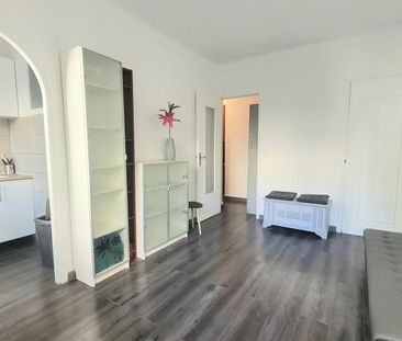 Location Appartement 22m² CANNES 06400 - Photo 3