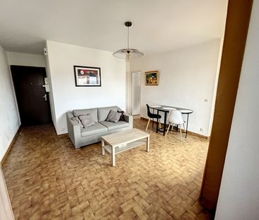 Location Appartement 2 pièces 39m² - Photo 2