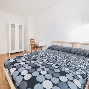 Amazing room to rent in Aldgate East E1 1RT - Photo 2