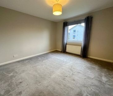 Whitehills Place, East Kilbride, G75 - Photo 2