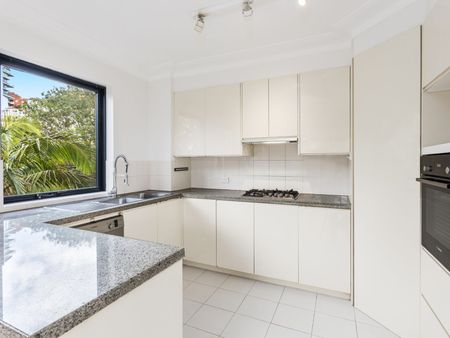 8/2 Holdsworth Ave, Elizabeth Bay NSW 2011 - Apartment For Rent | Domain - Photo 5