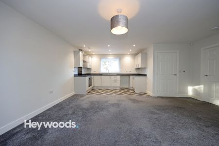 2 bed bungalow to rent in Calvin Court, Holt Lane, Kingsley, Stoke-on-Trent, Staffordshire - Photo 5