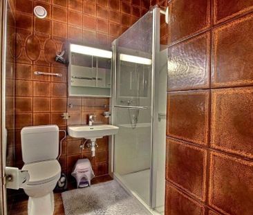 Appartement à louer à la semaine sur la place du village - Foto 3