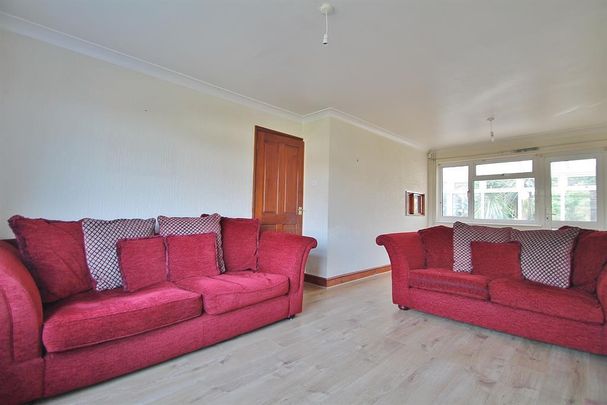 2 bedroom end of terrace house to rent - Photo 1