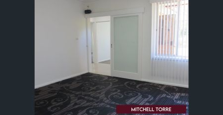 Neat & Tidy Family Home in Prime Location - Photo 4