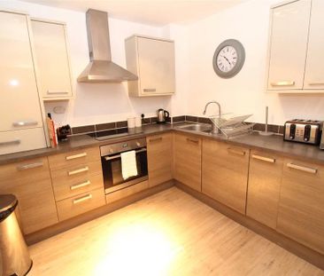 2 bedroom apartment to rent - Photo 5