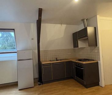 Appartement te huur in Péruwelz voor € 500 met 1 slaapkamer - Foto 3