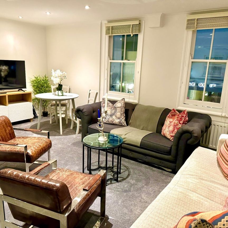 1 Bed Flat, Walton Street, SW3 - Photo 1