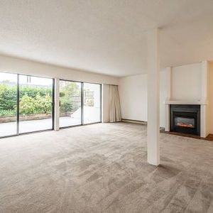 Beacon Park - 2 Bedroom - Available March 1st - Photo 2