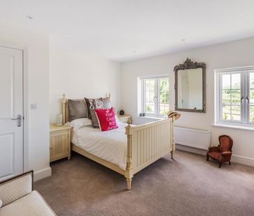 Woking Road, Guildford, Surrey, GU4 - Photo 5