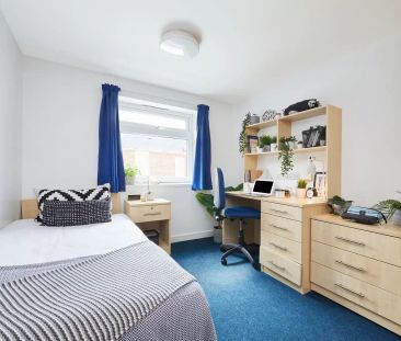 Standard Ensuite - Photo 1