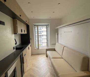 Studio meublé avec balcon, rénové par architecte - Photo 3