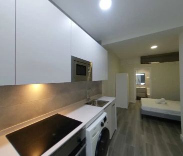 Piso de alquiler en Calle de Sandalio López, Tres Olivos - Valverde - Photo 4