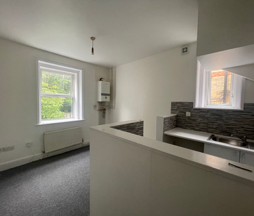 1 bedroom flat to rent Old Christchurch Road, Bournemouth - Photo 5