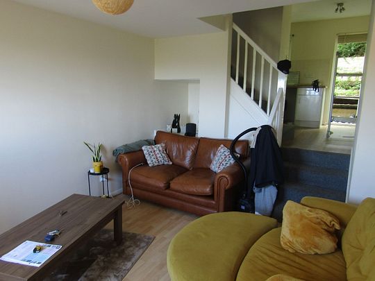 2 bed Terraced - To Let - Photo 1