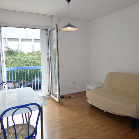 Location Appartement 1 pièce 18m² - Photo 1