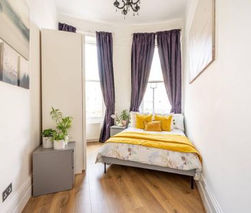 2 bedroom flat to rent - Photo 6