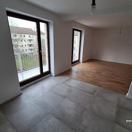 Erstbezug nach Sanierung: Modernes Wohnen in Plauen + 78 m² Dachbodenetage - Foto 1