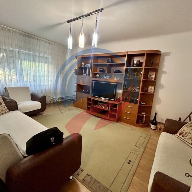 Apartament cu 4 camere de închiriat – spațios, confor... - Photo 1