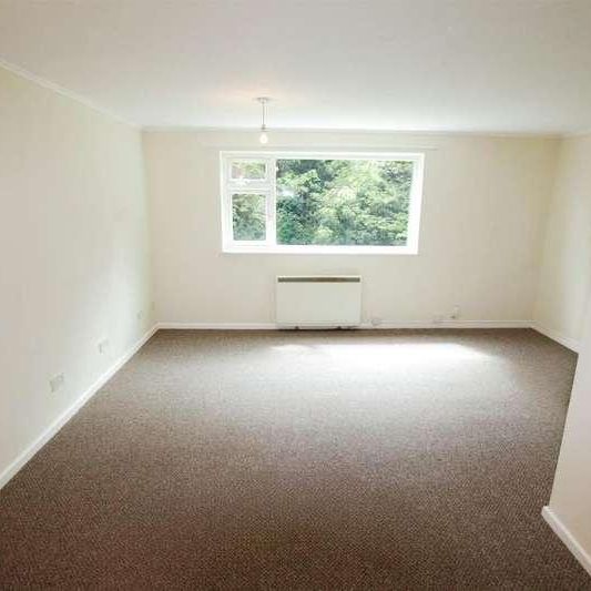 Portland Road, Irthlingborough, Northants, NN9 - Photo 1