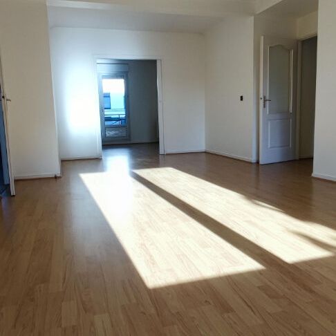 Location Appartement 4 pièces 94m² - Photo 1