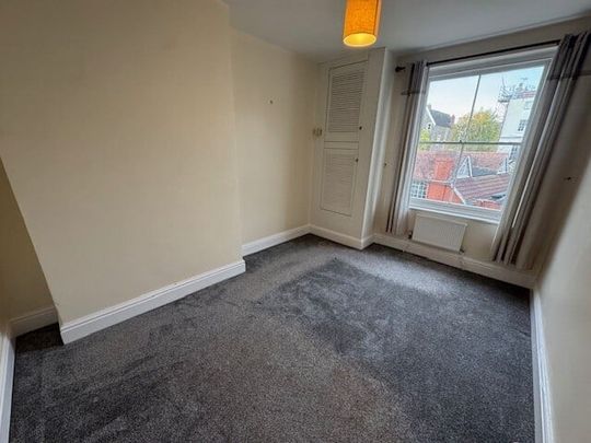 Royal Park - Photo 1