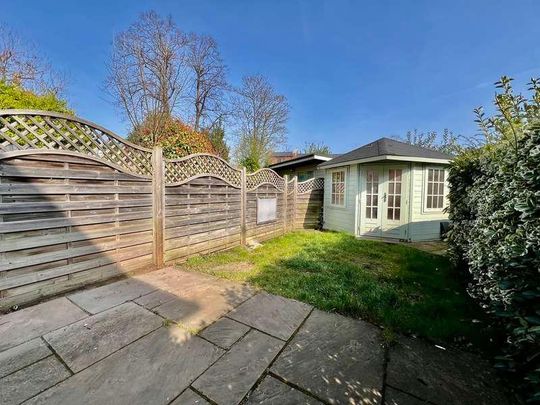 Waxwell Lane, Pinner, HA5 - Photo 1