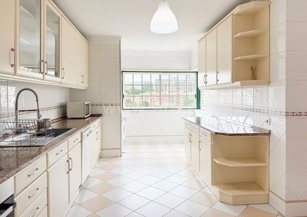 Apartamento T3 em Lisboa