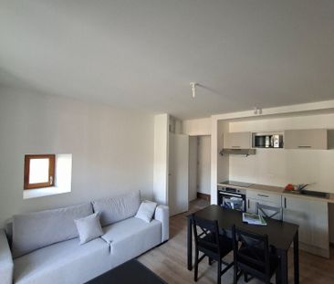 Location Appartement 2 pièces 34m² - Photo 3