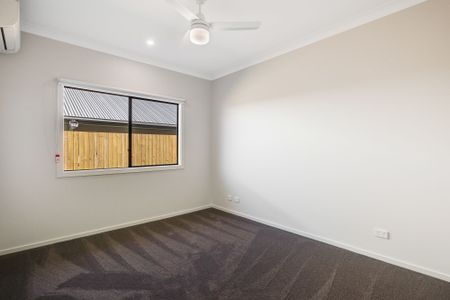 43 Jacana Street - Photo 2